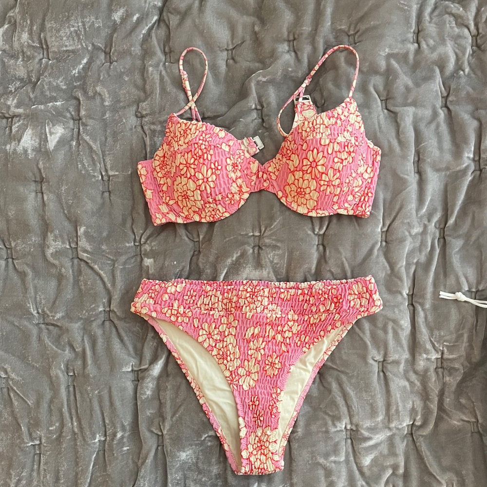 Sasha Pink floral Triangl Bathing suit